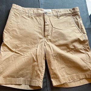 Good fellow 32W shorts beige